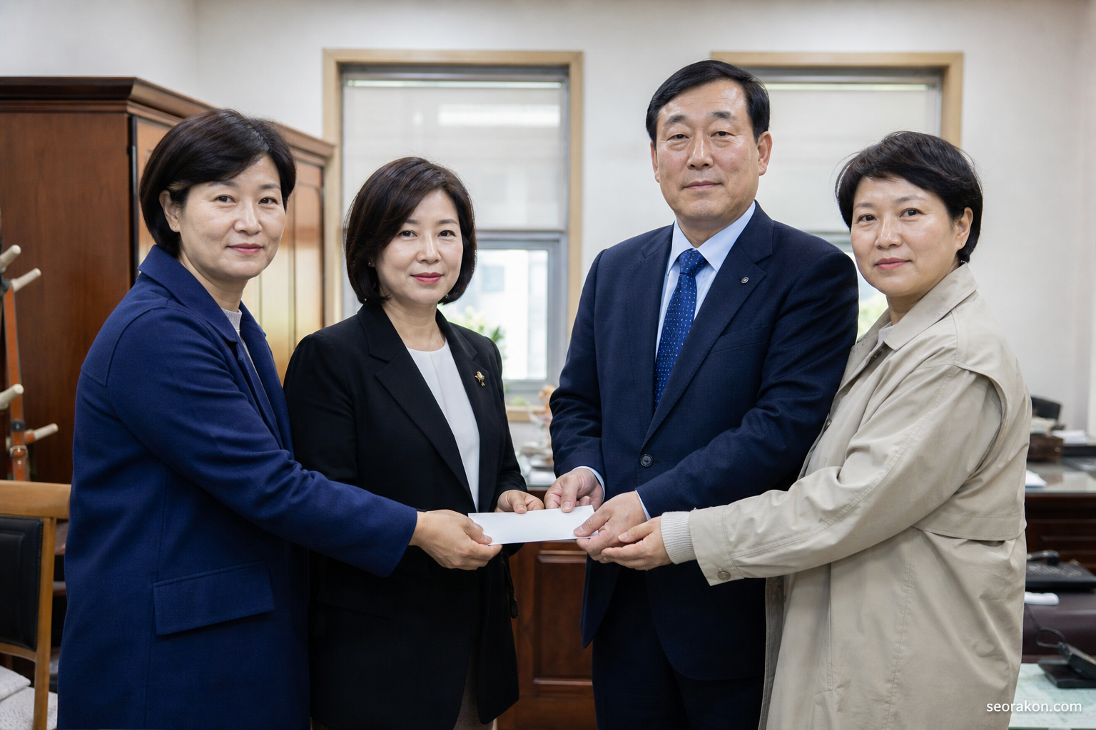 고성 금강농협, 취약계층에 300만 원 기탁